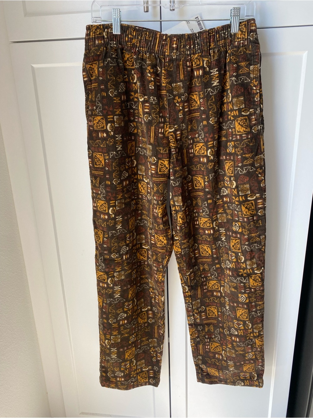 Urban Outfitters men’s medium Aztec beige pants new with tag